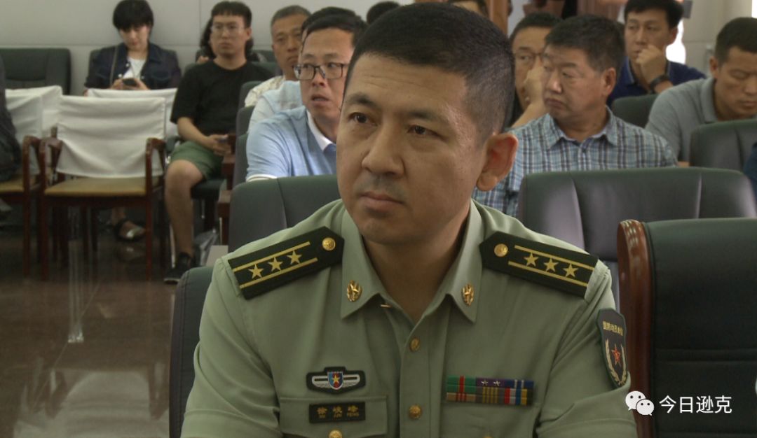 县领导袁强,蔡运良,经韬,徐峻峰,赵桂芝,张铁刚,王自东,县公安局局长