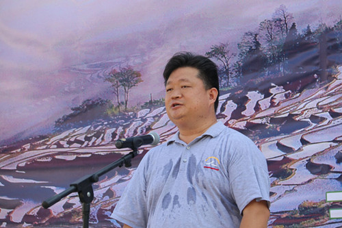 元阳县举行军民共建提升人居环境巩固国家卫生县城清洁活动