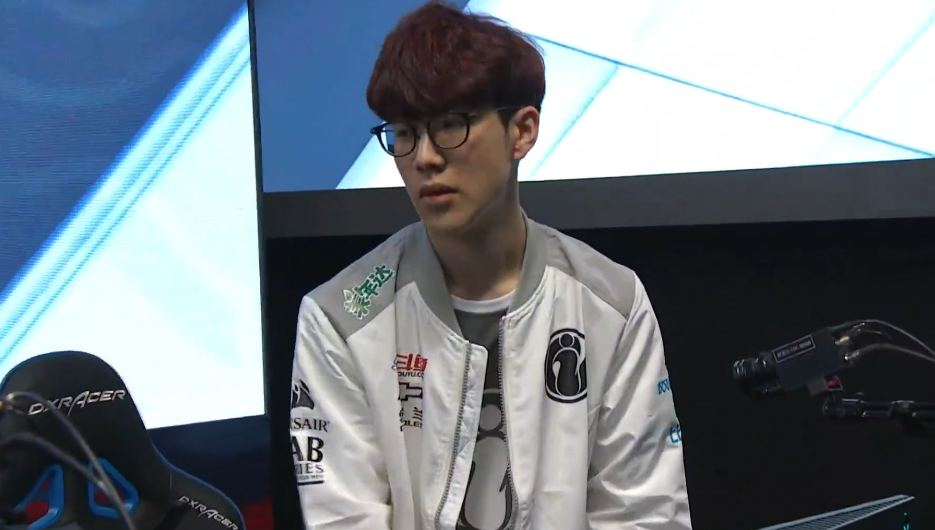 theshy公开复学时间,当初计划s9打完就退役,现在还要多撑两年!