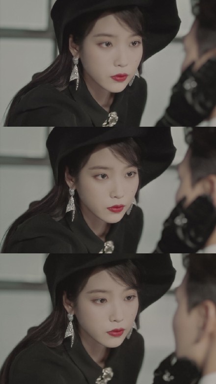 iu新剧德鲁纳酒店大玩变装秀宛如欧洲中世纪油画般精美