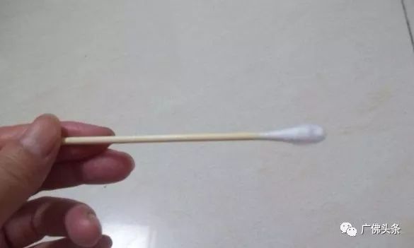 一根棉签引发的纠纷!奇葩邻居竟深夜泼粪还击