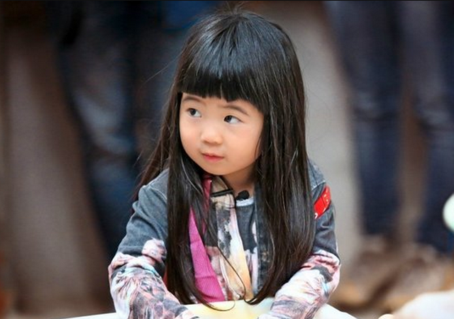 曹格女儿grace姐姐实力变脸大长腿美少女一枚赞赞赞