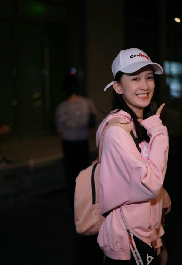 原创明日之子大牛原名牛梦瑶by2连姓都换了谁知道徐若侨叫啥