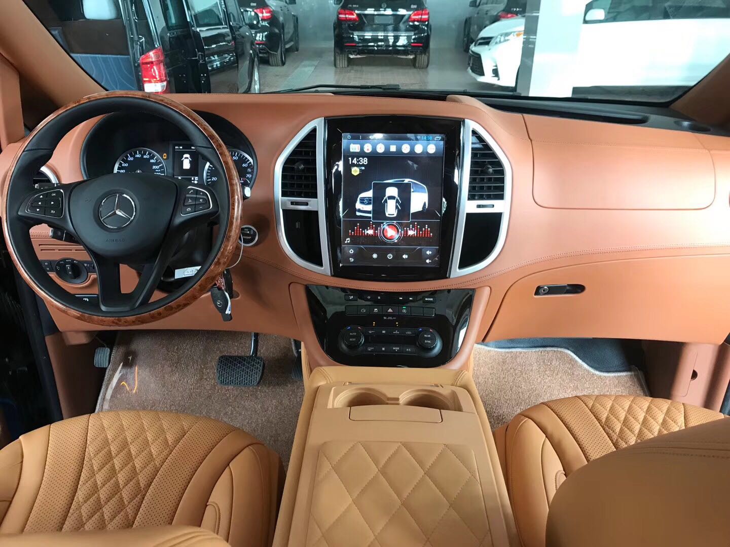 奔驰威霆vito商务改装私人订制现车特价