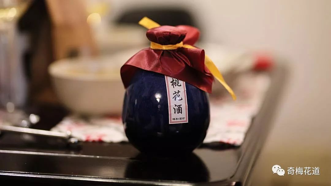 奇梅花道舌尖上的美食之鲜花入肴秀色可餐