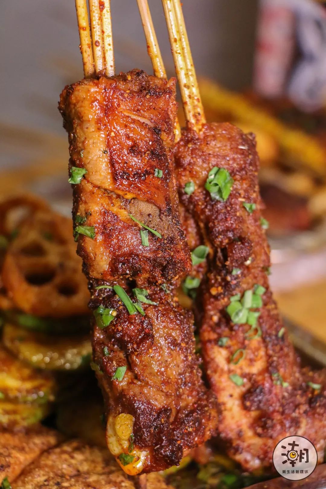 烤泥鳅烤翘翘火热夏天烤出成都人的一串