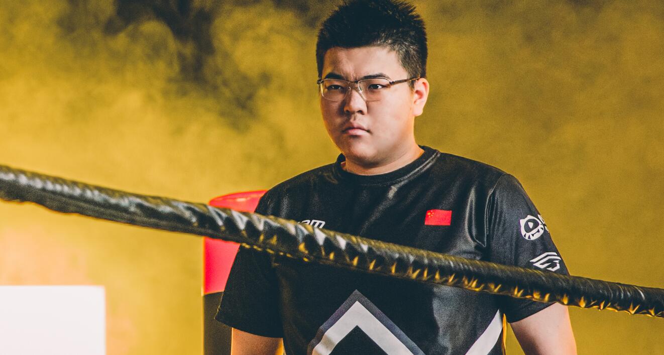 原创4am成cj最忙战队,三大活动轮流跑,韦神都累瘦了