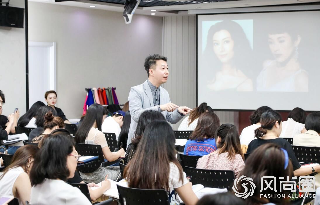 为什么要学习形象管理师，看闫妮就够了