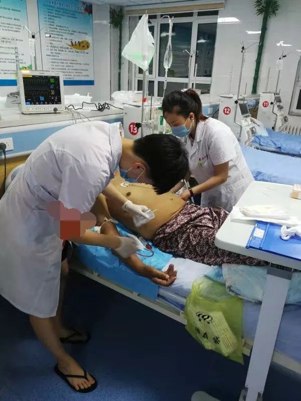 密山市中医医院血透室成功抢救心衰病人