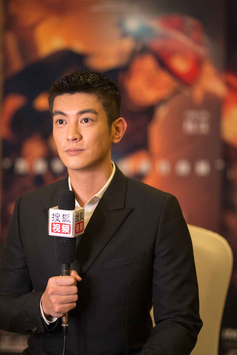 专访杜江中国父亲都希望儿子超越自己但又时刻在打压