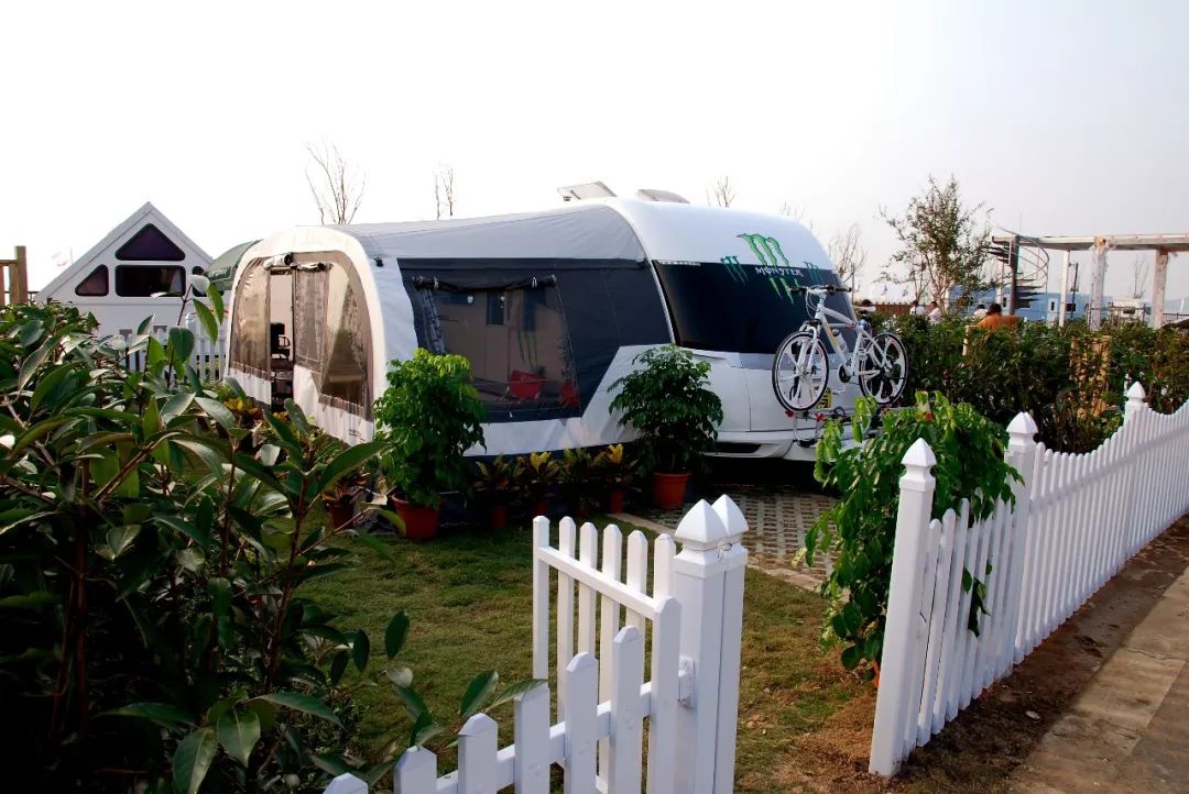 苏州太湖6天5夜夏令营住房车太空舱玩皮划艇cs攀树垂钓手工游苏州城亲