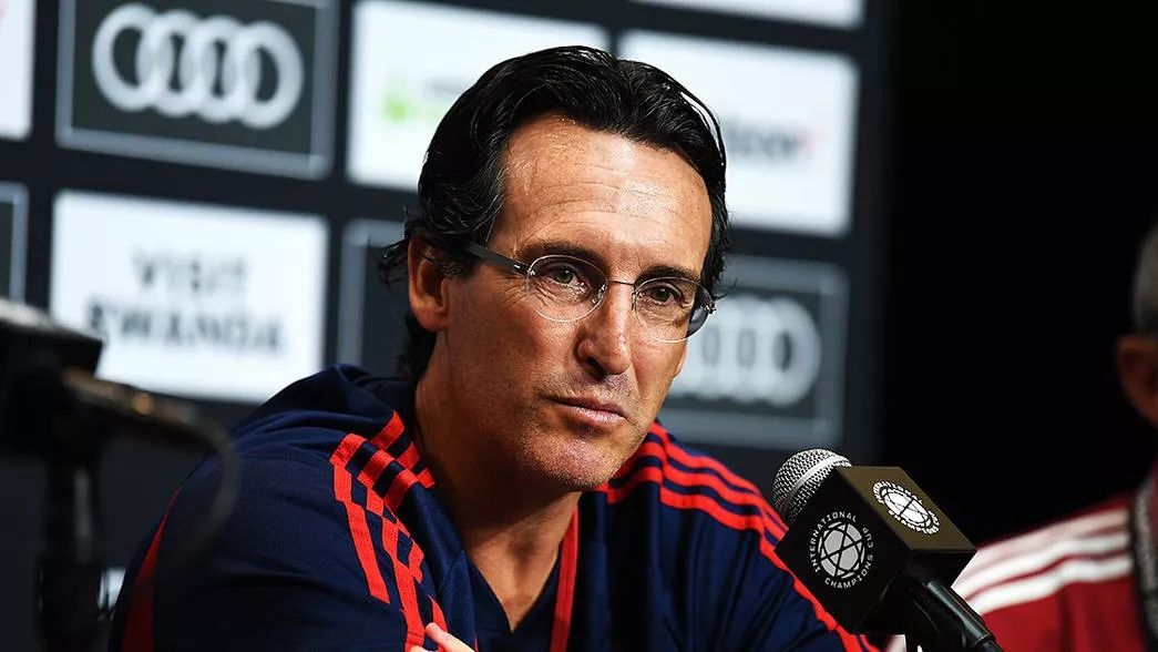 再签一人?_昂热