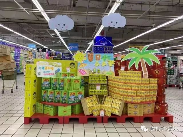 零售风景| 一组夏季超市陈列图片