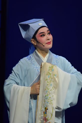 那一抹蓝那一份情送给张学芬老师的生日祝福