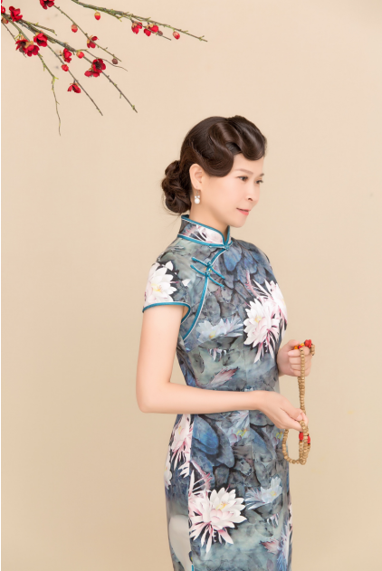 歌手肖洋芙蓉出水娓娓道来静心品茗令人回味