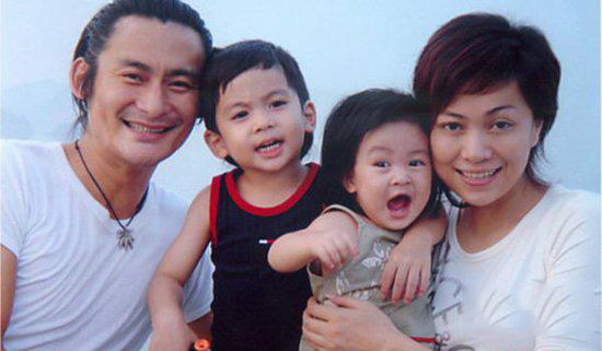 新西游记的文殊菩萨妻子曾是李亚鹏经纪人如今儿女双全