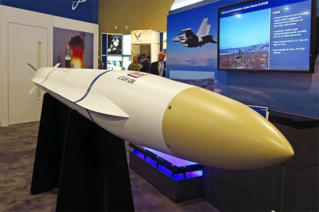 agm-88e反辐射导弹的研制工作始于2003年,2008年进入小批量生产,2012