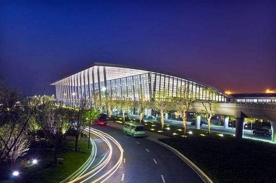 7月份,常州国际机场共完成旅客吞吐量37.9万人次,同比增长28.9%.