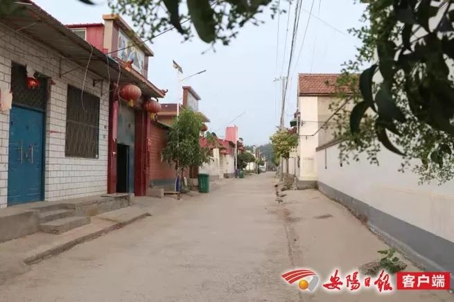 内黄县田氏镇东田氏西村村里环境大变样村民致富有门路