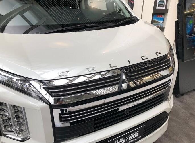 2020款三菱得利卡亮相四驱六座电动侧滑门配22t柴油动力