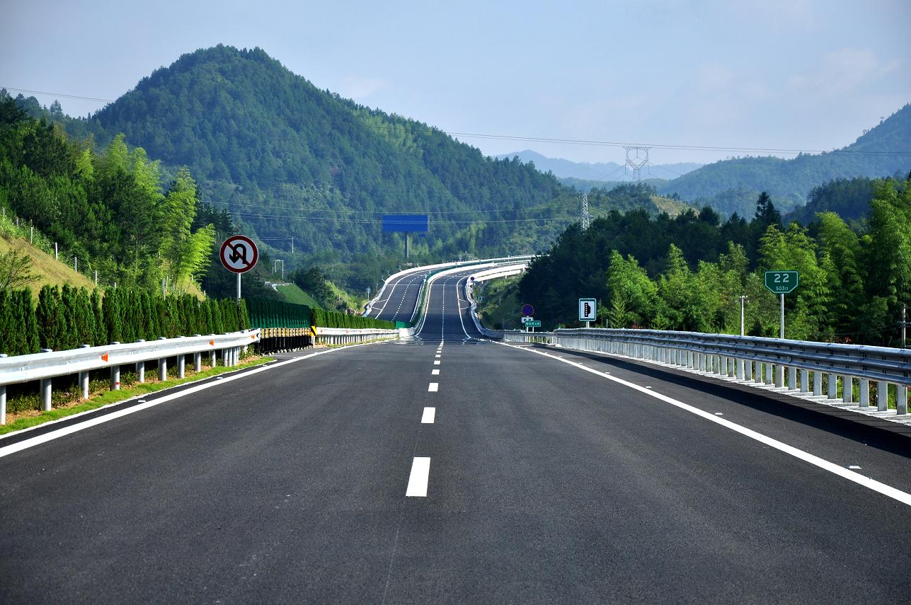 8月7日16时至9月30日, 东梅服务区双向暂不能提供加油服务