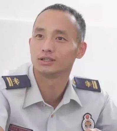 衢州消防组织深入学习梁云红政委专题党课精神