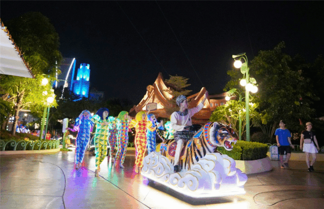 赶紧抢南宁方特特价门票来啦泼水蹦迪看夜景错过再等一年