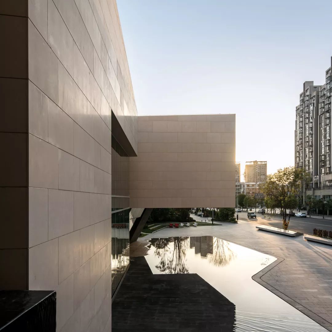 世茂内江文化展示馆——建筑的束缚与自由