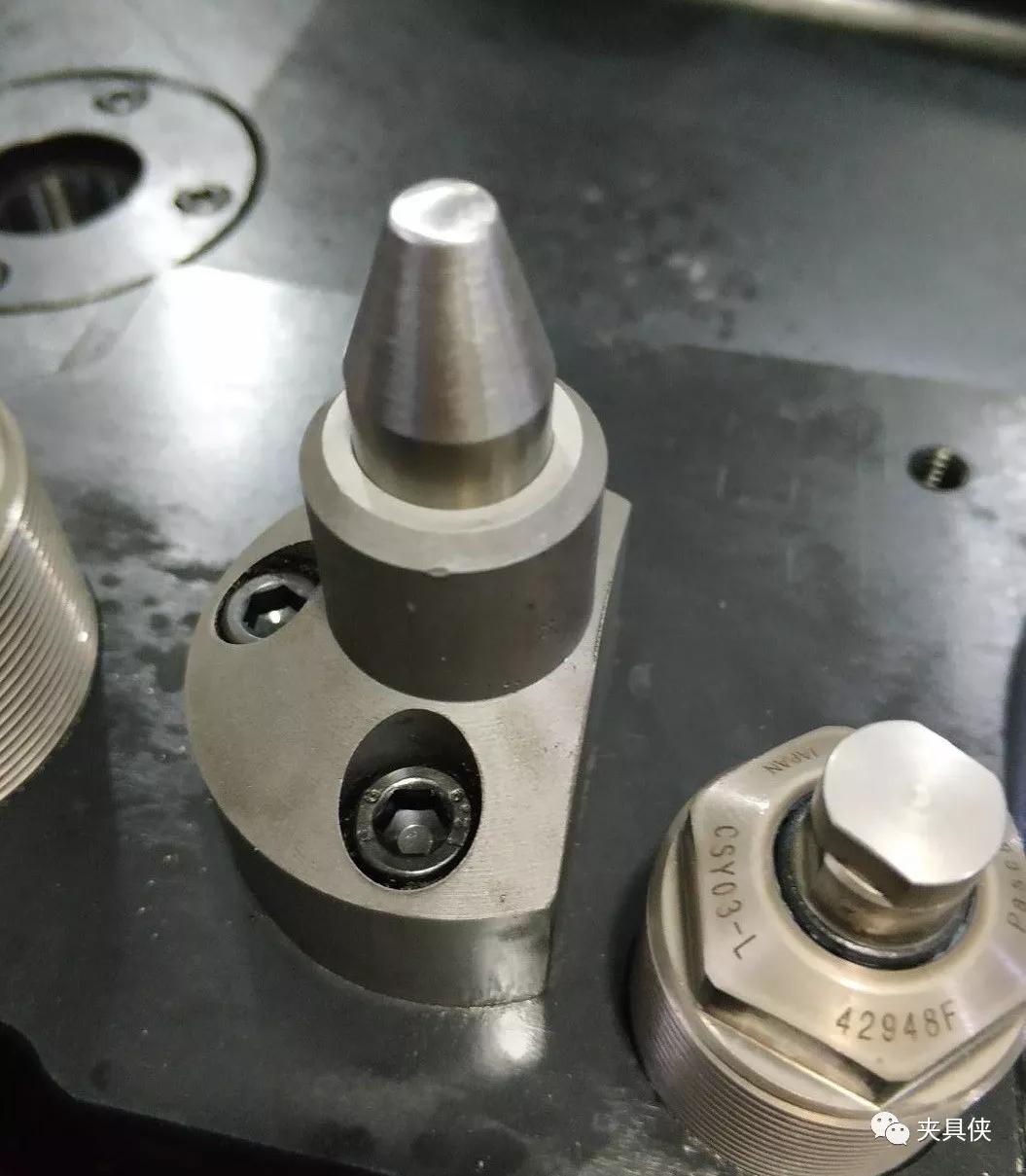 怎样评价液压夹具设计中浮动销的作用