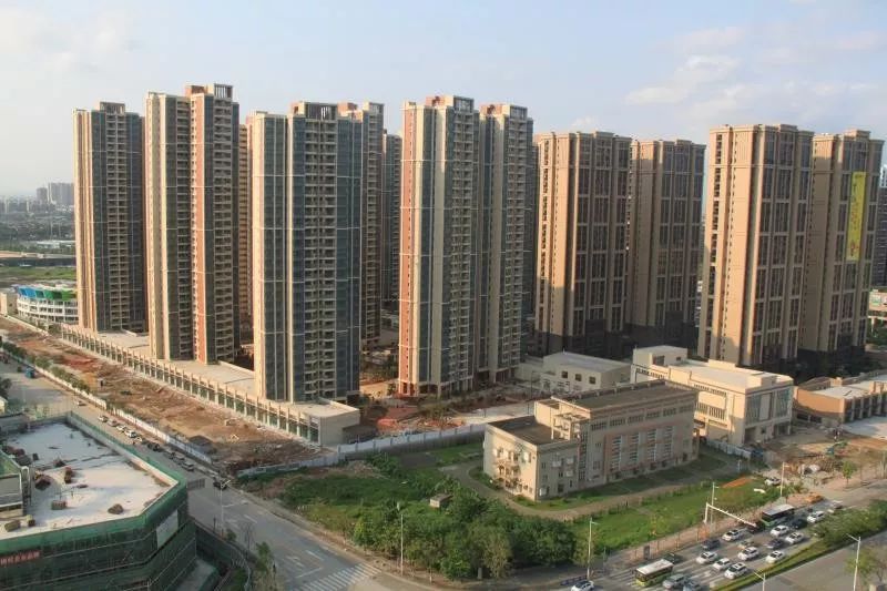 喜大普奔西区马山片区一期安置房建好了收楼时间是