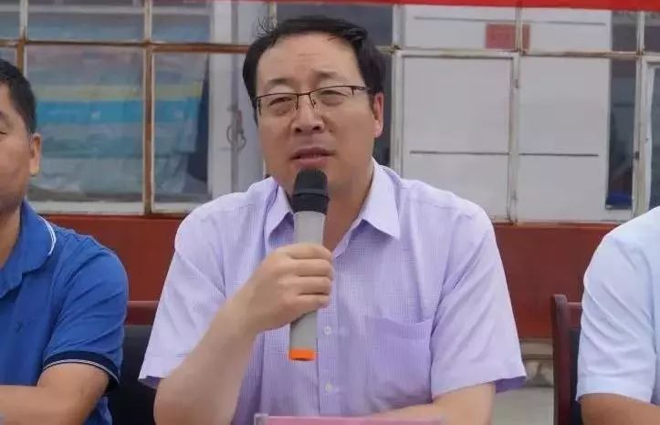 昌平区百善镇扶贫路修到太仆寺旗宝昌镇