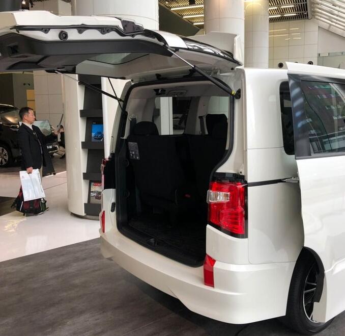 2020款三菱得利卡亮相,四驱六座 电动侧滑门,配2.2t柴油动力!