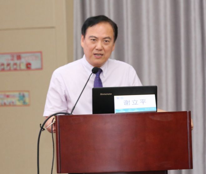 广州医科大学第一附属医院副院长,广东省医学会泌尿外科分会主任委员