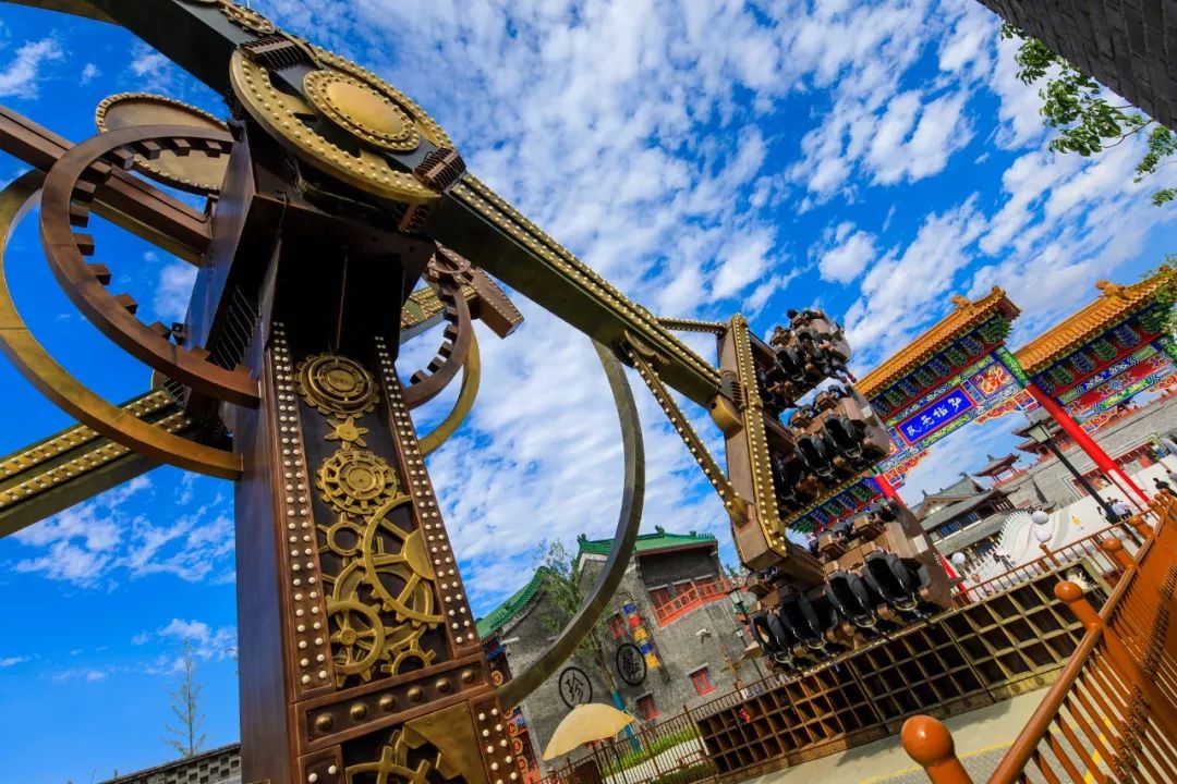 热04到04融04化04直逼40那就来一场夜狂欢华谊兄弟电影世界带