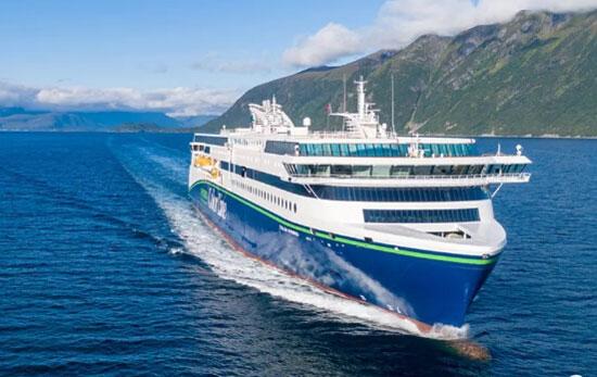 乌斯坦交付全球最大插电式混合动力豪华客滚船