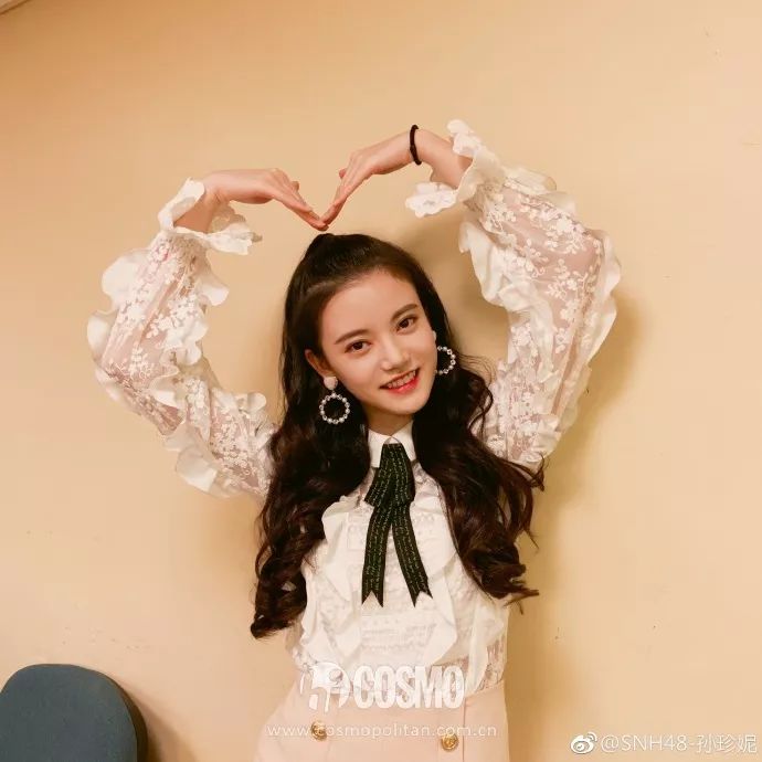 时髦办认识点新人吧李宛妲的混血颜很下饭