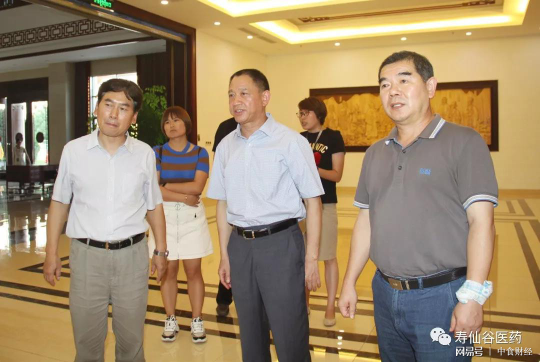 讲到育种,李明焱董事长介绍到,寿仙谷的育种是在收集大量野外种质资源