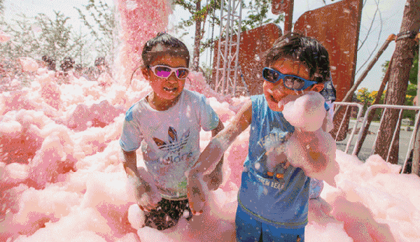 等你来夏日水上狂欢欢乐水天地 水枪大战 泡泡大战 泼水节还有寻找