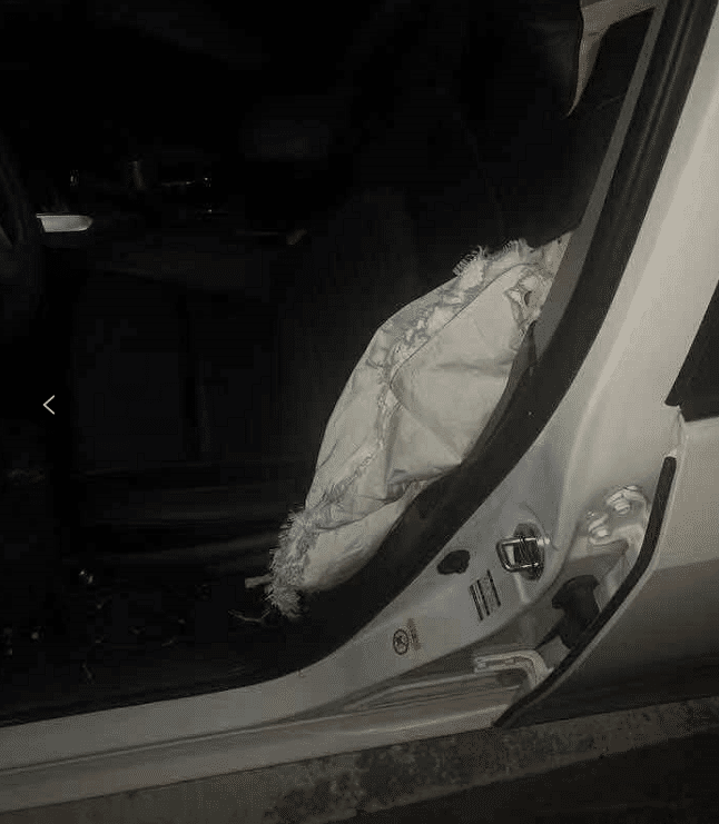 丰田卡罗拉刚点火打算移车就爆气囊,网友:这情况还是头一次见