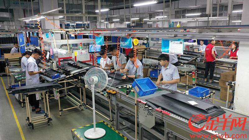 惠州tcl液晶财产园整机生产线仲恺高新区,是惠州万亿级电子信息集群