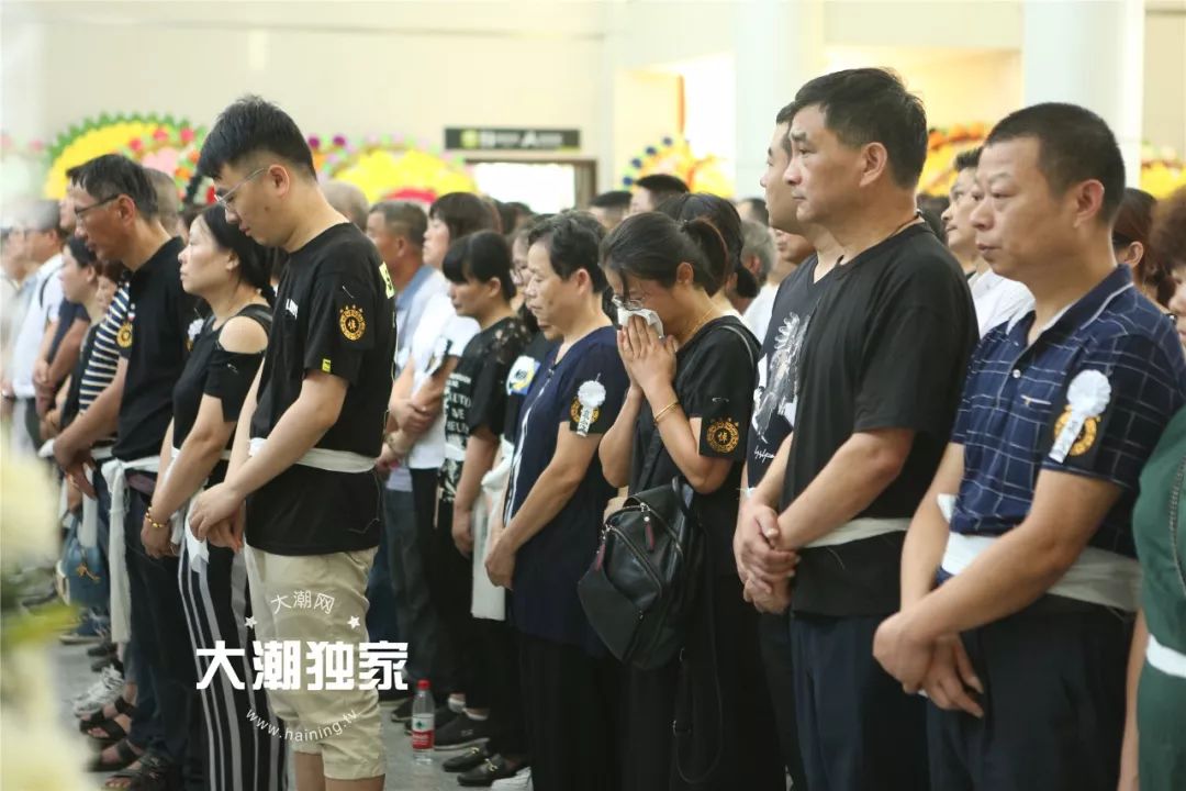 泪别今天海宁几百人为她送行3名患者因她重获新生现场女儿说