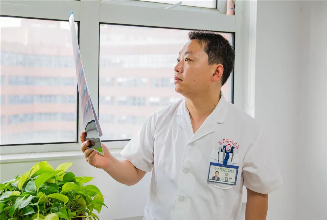 吴全常说,作为一名神经外科大夫,每天面对患者病情的不同变化,必须要