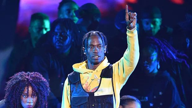 而在当晚的表演中,travis scott大声宣布astroworld是全美第一的冠军