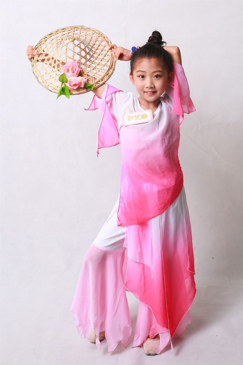 小天才电话手表加油饭米粒周末两集连播本周欢笑泪水轮番上演