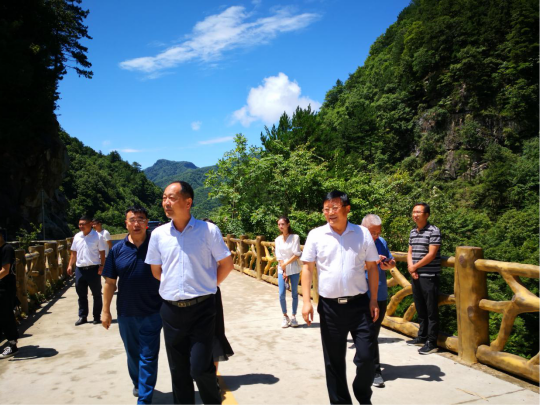 省政府创建省级旅游示范县第一验收组对佛坪进行验收