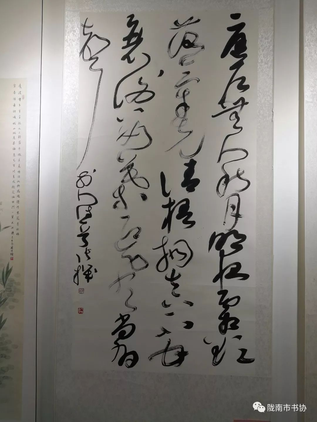 第十一届陇南乞巧女儿节西和麻纸书画展在西和县乞巧苑展出
