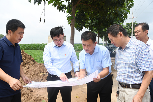 县委书记刘冰督导南水北调全域供水项目实施进度