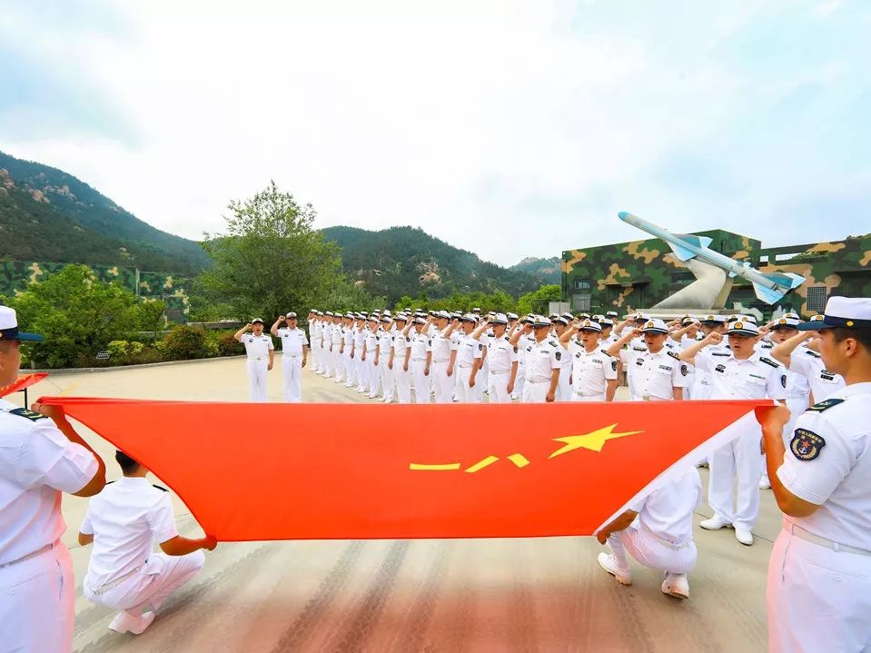 建军92周年北部战区海军官兵共庆八一