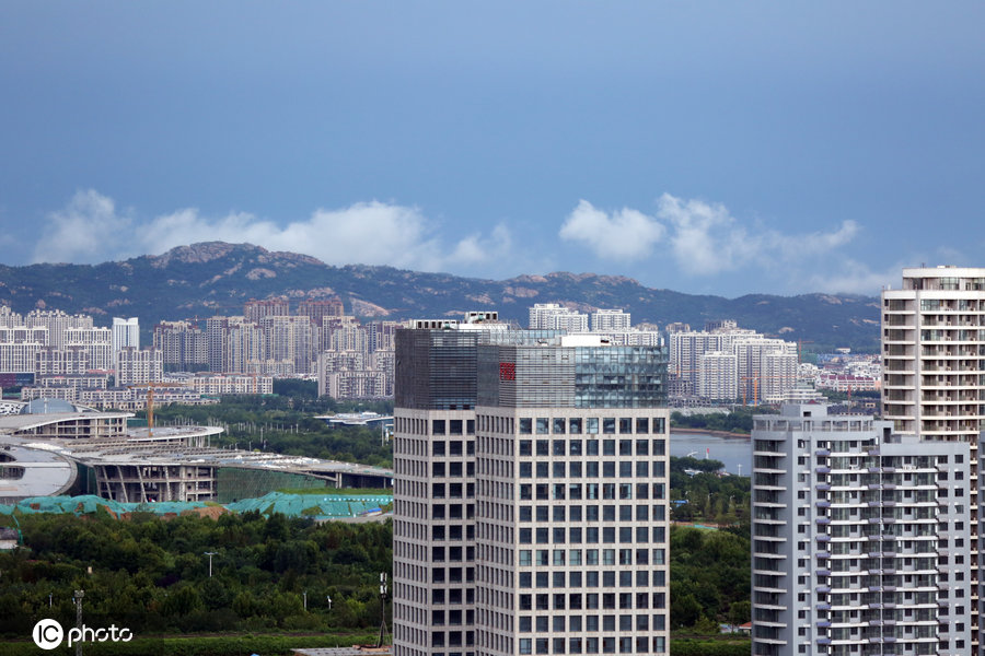 日照卧龙山图片