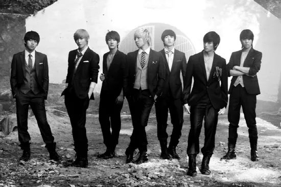 虽然李基燮在今年5月已经合约期满退队离社,如今ukiss只有一名成员李